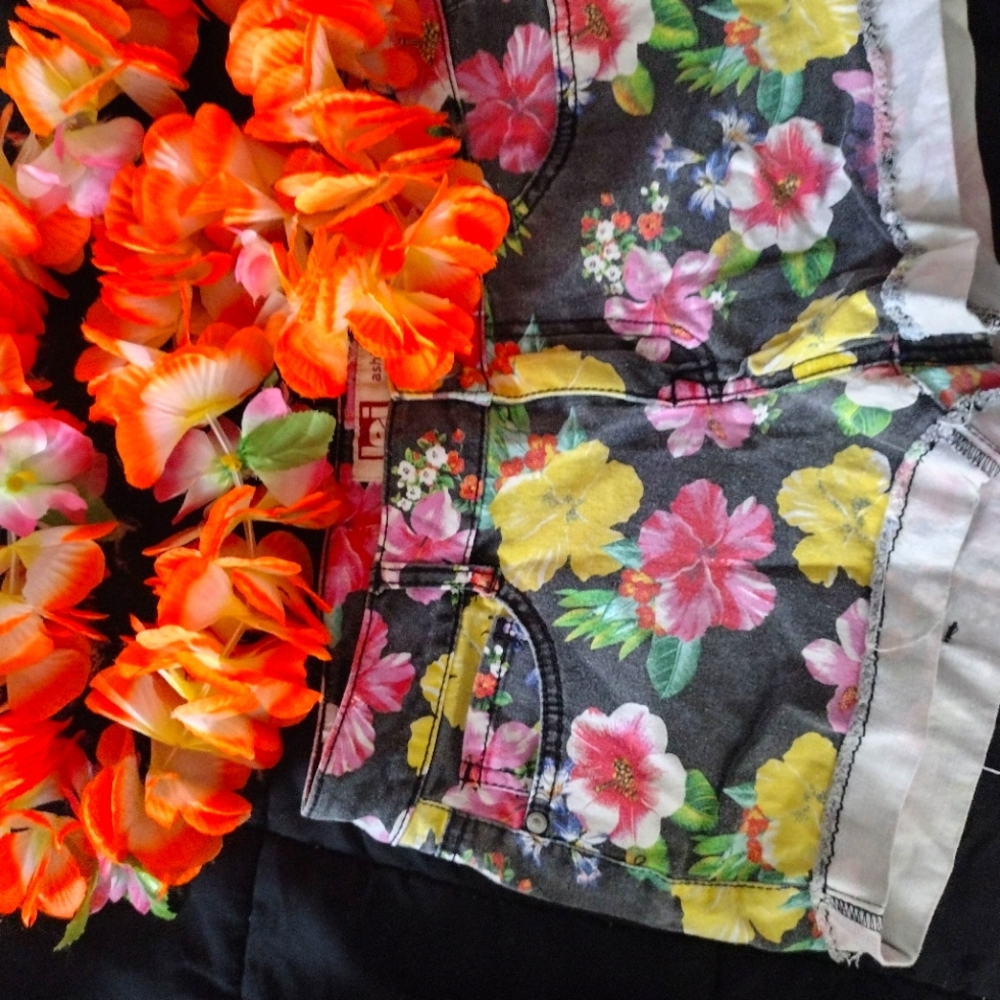 Hawaiian Floral Lei Brand Black Jean Shorts